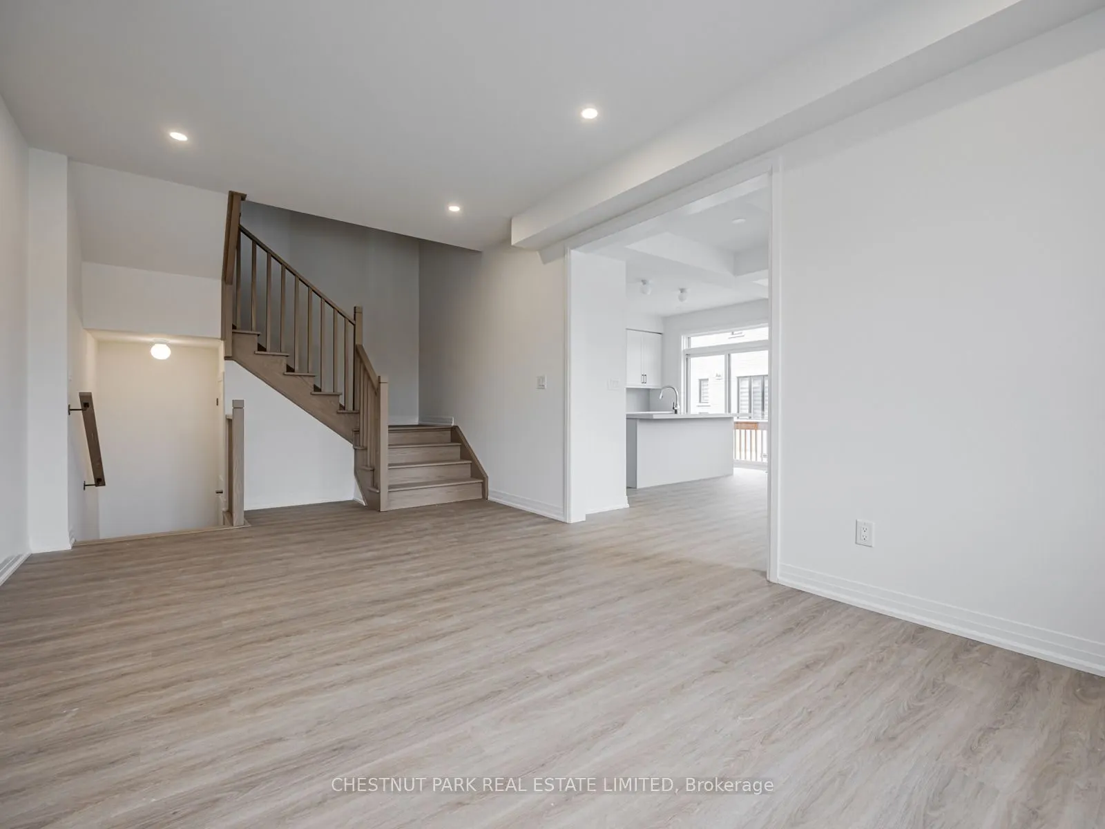 41 Robert Eaton Avenue