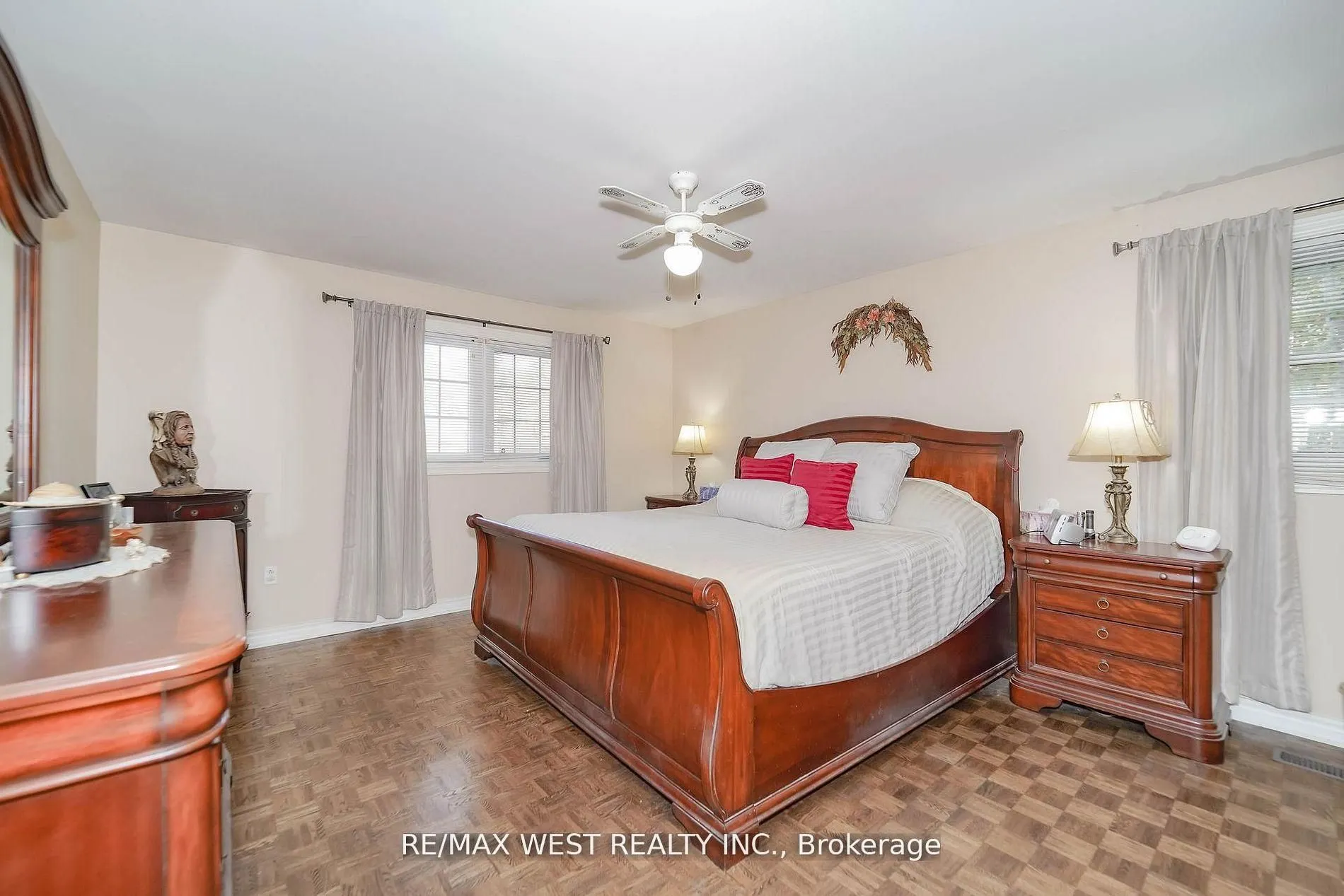 5949 Concession 6 Road