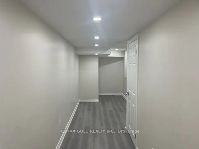 48 Andress Way #Main Floor Plus Basement