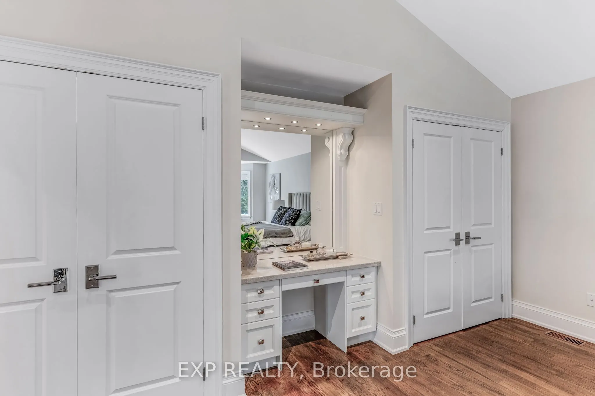 19 Glenhill Trail