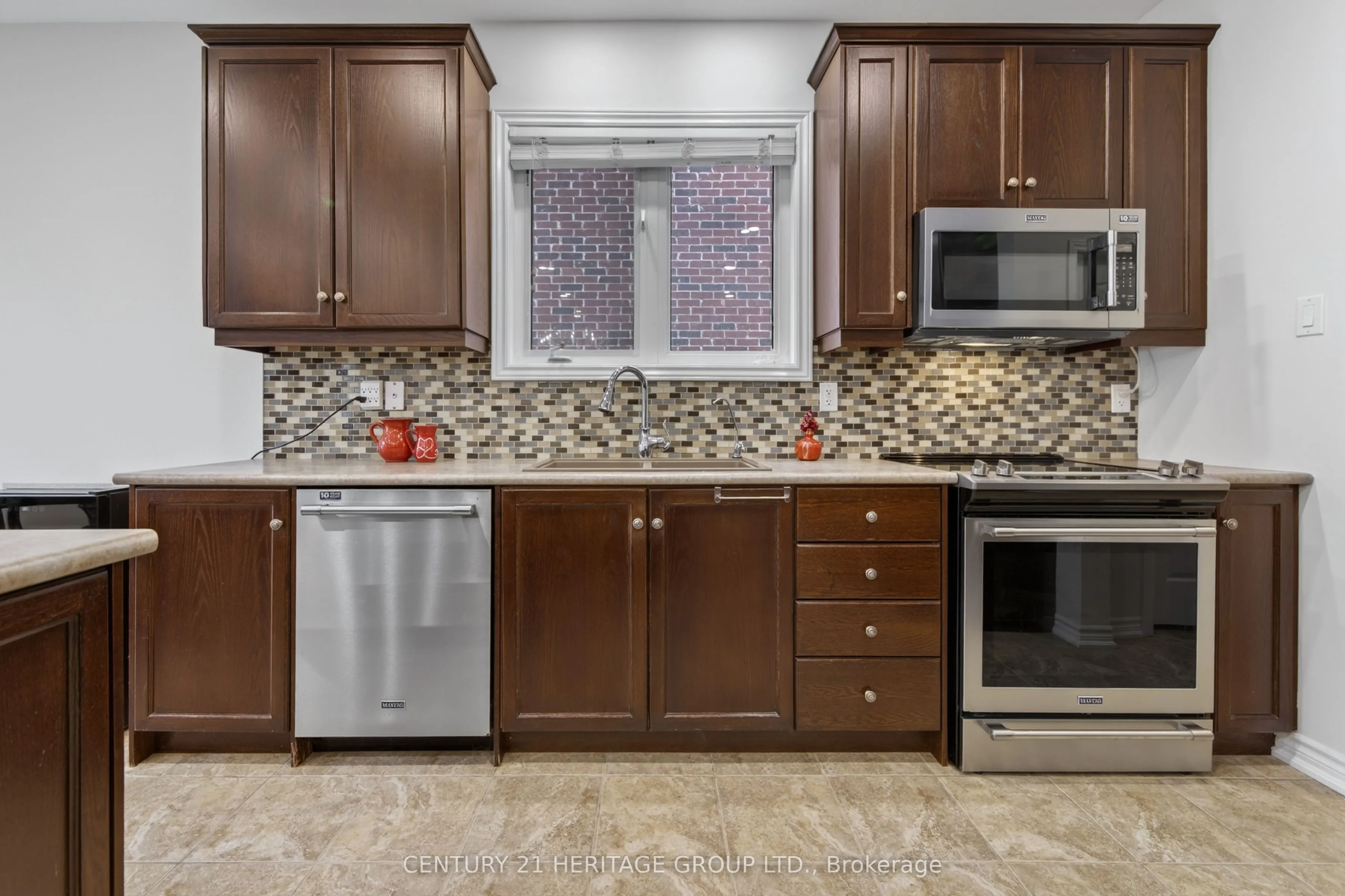 136 Riveredge Drive