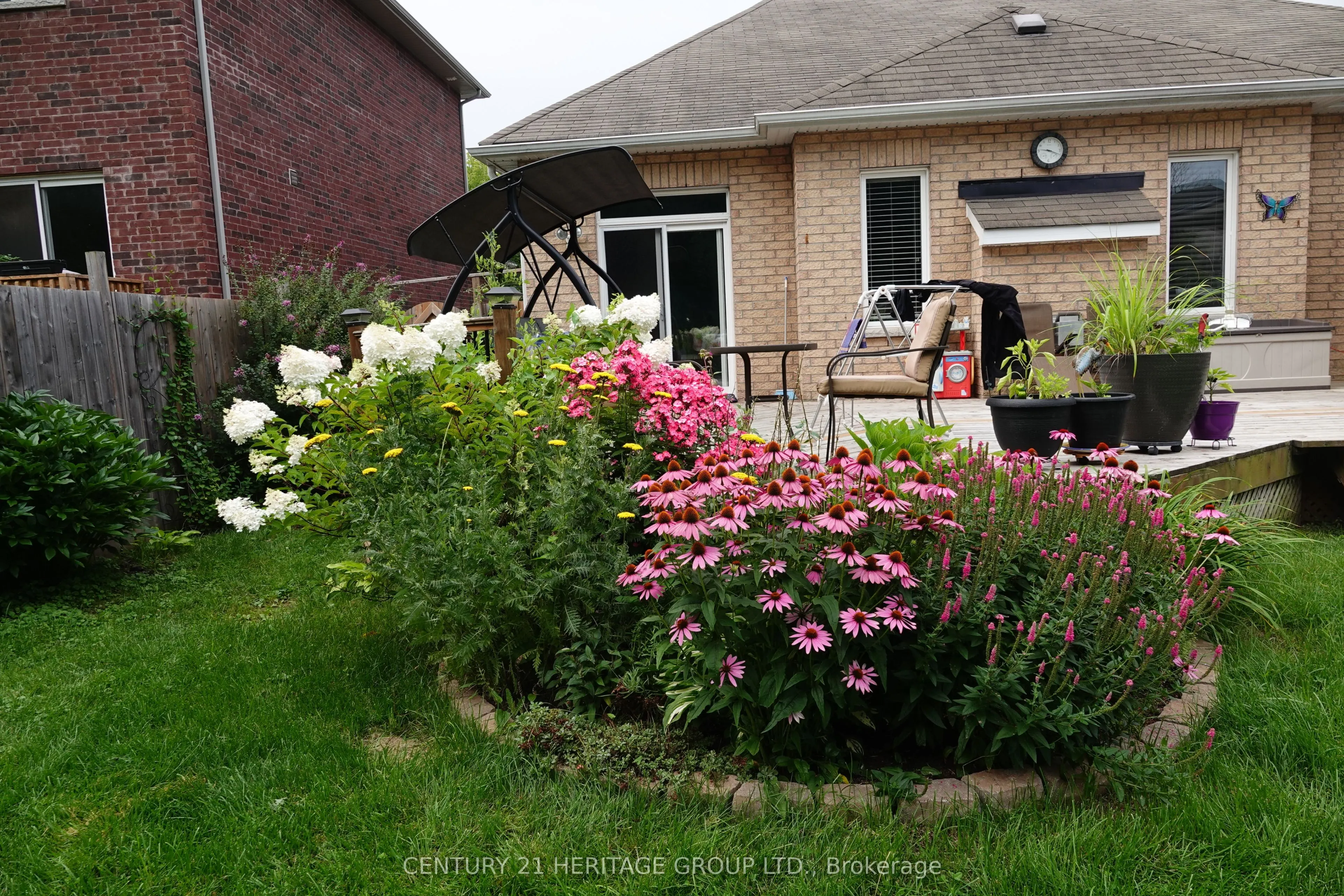 136 Riveredge Drive