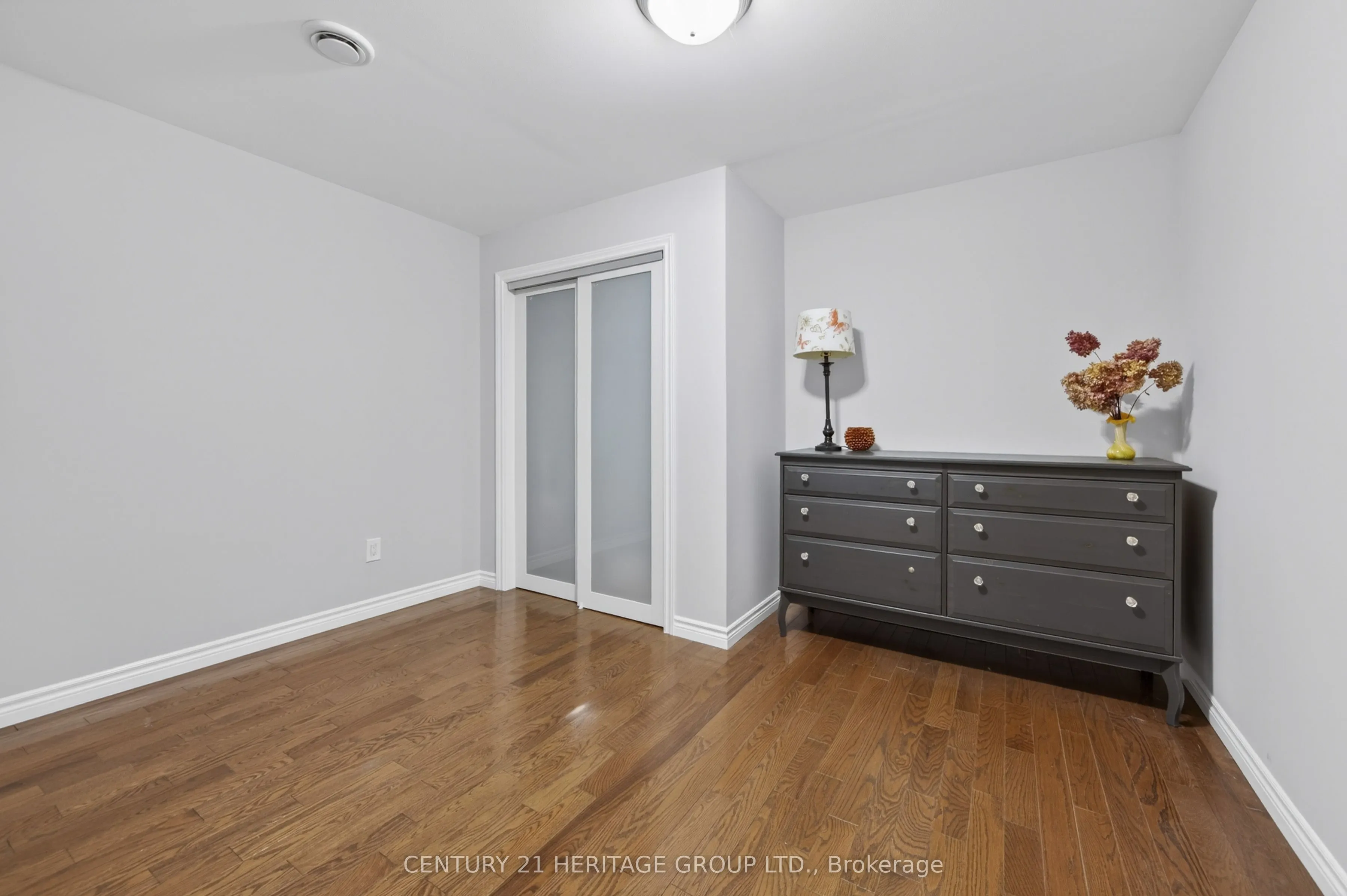 136 Riveredge Drive