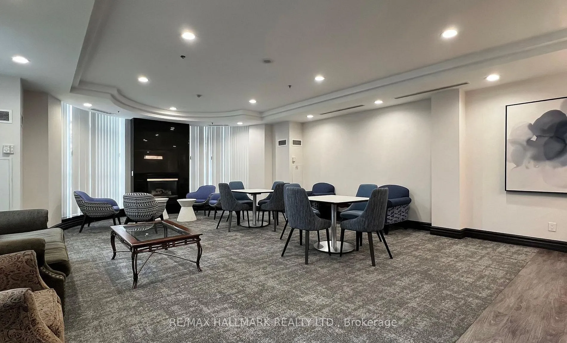 3 Ellesmere Street #215