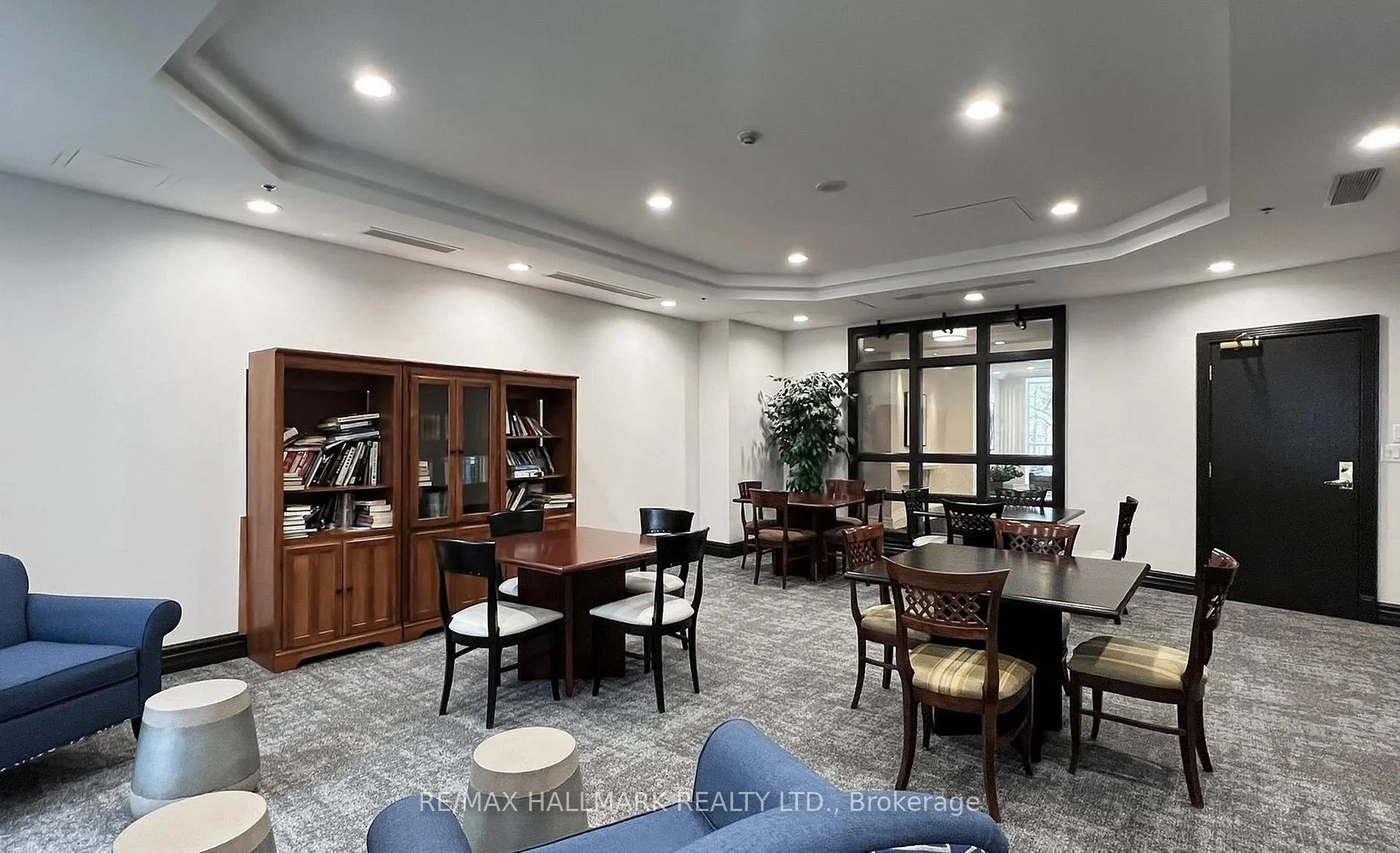 3 Ellesmere Street #215