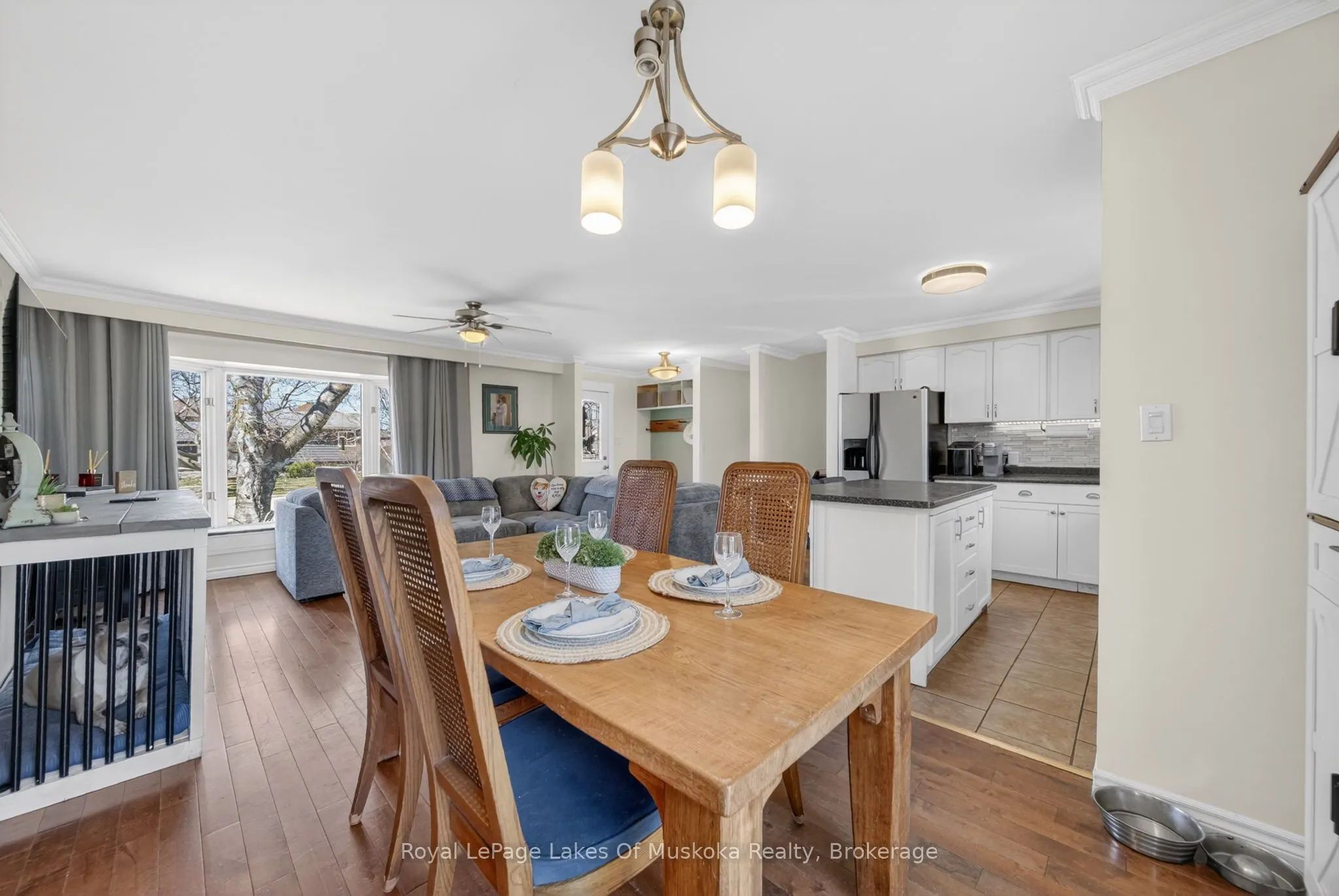 271 Lakeland Crescent