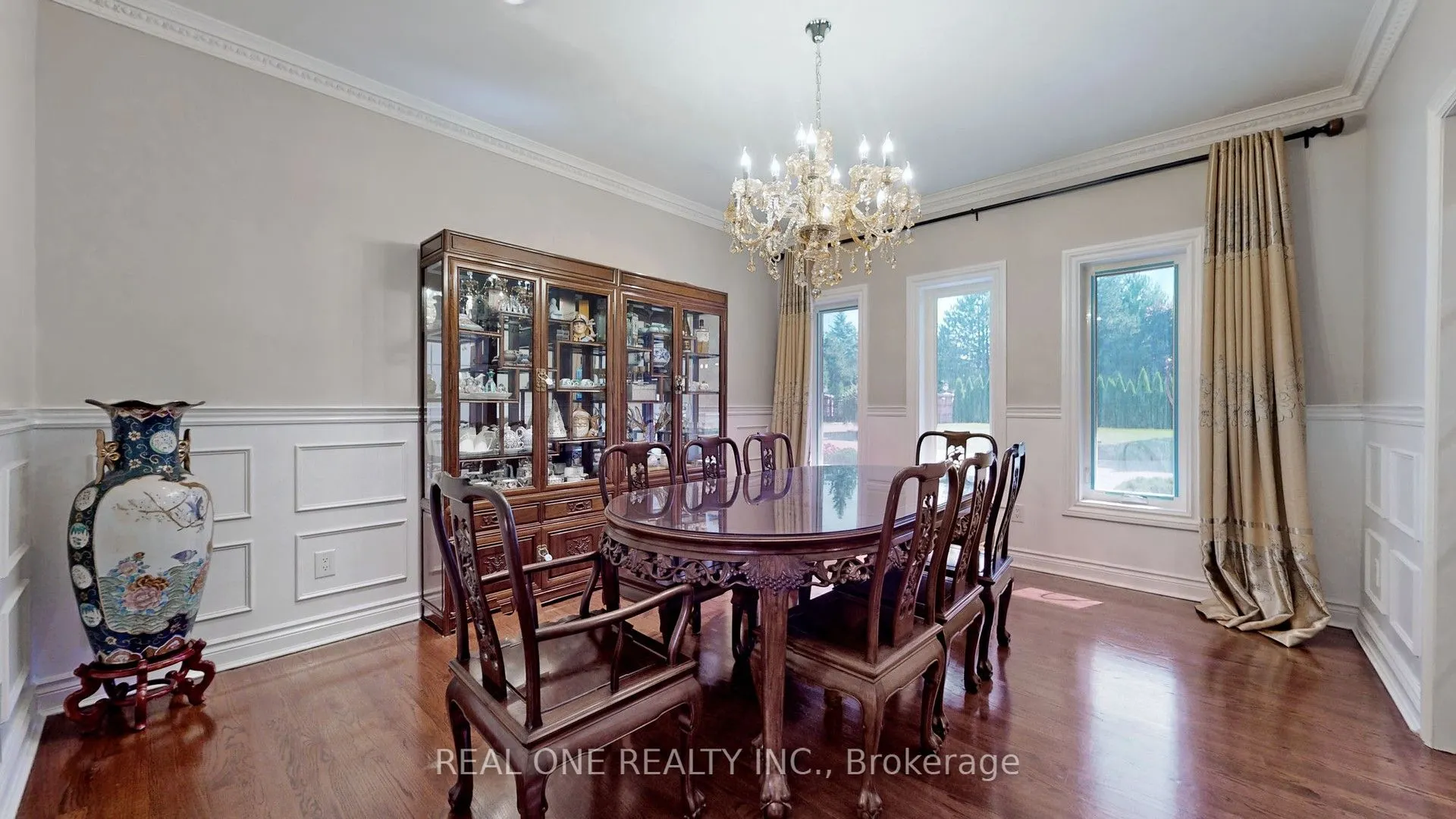 12 Jarvis Avenue