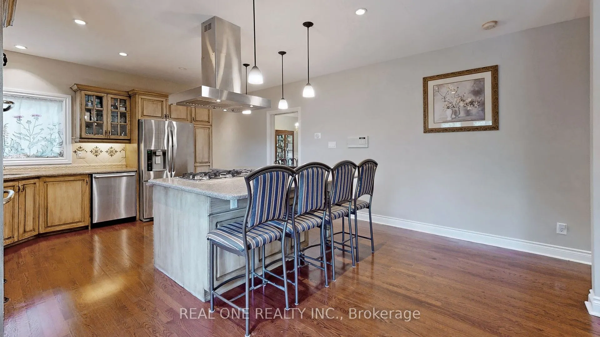 12 Jarvis Avenue