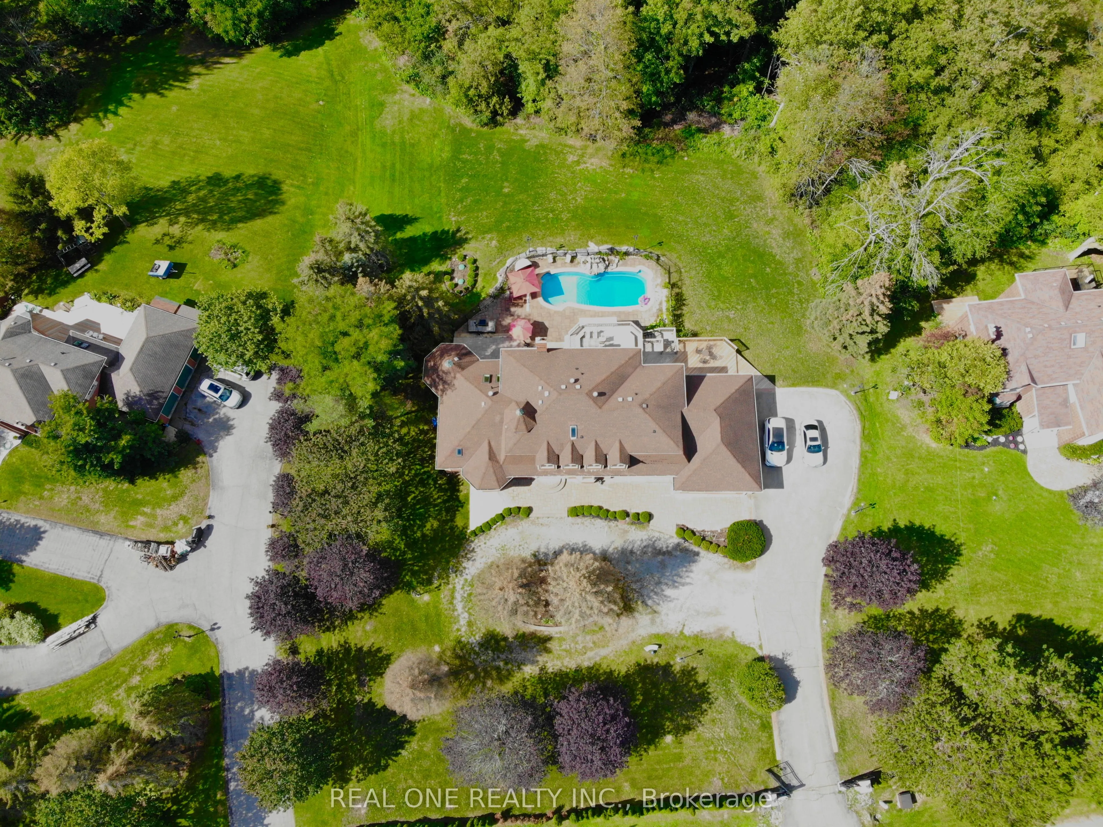 12 Jarvis Avenue