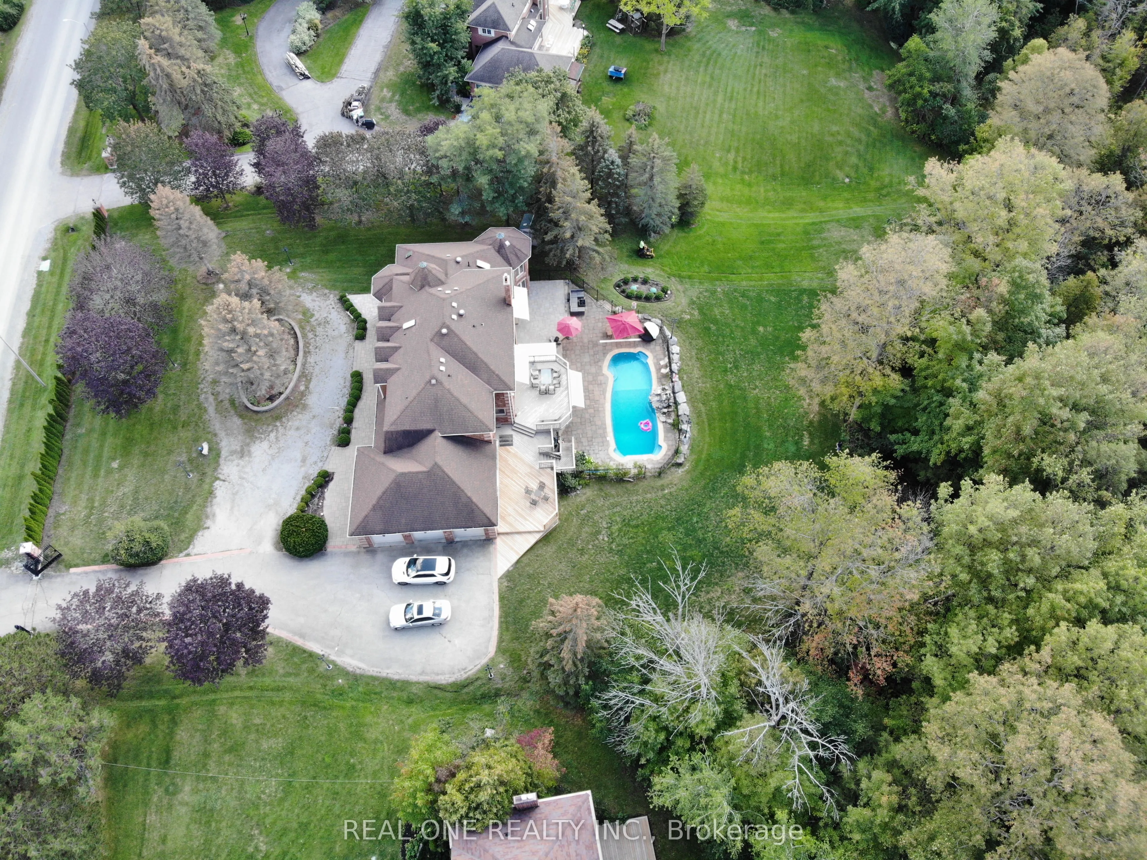 12 Jarvis Avenue