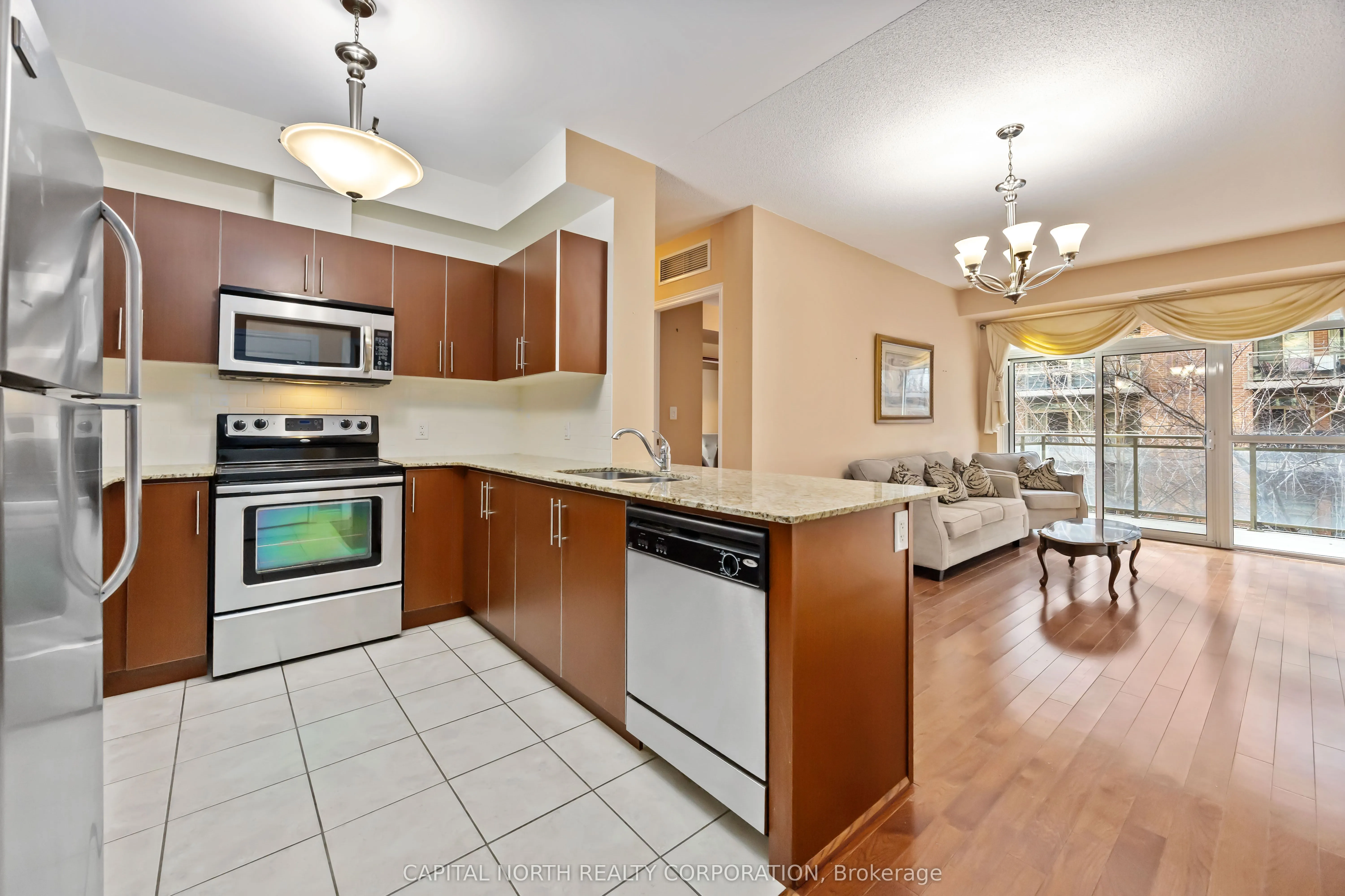 281 Woodbridge Avenue #242