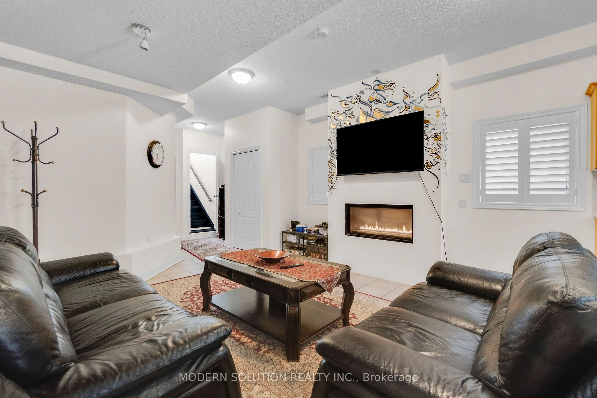 119 Blackthorn Drive