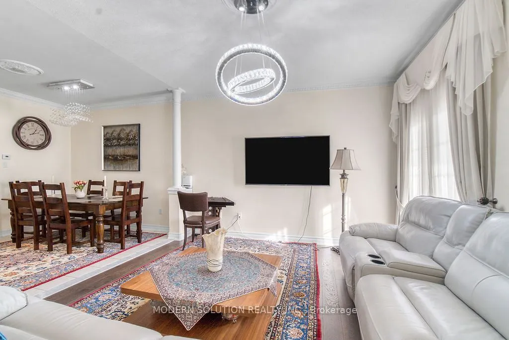 119 Blackthorn Drive
