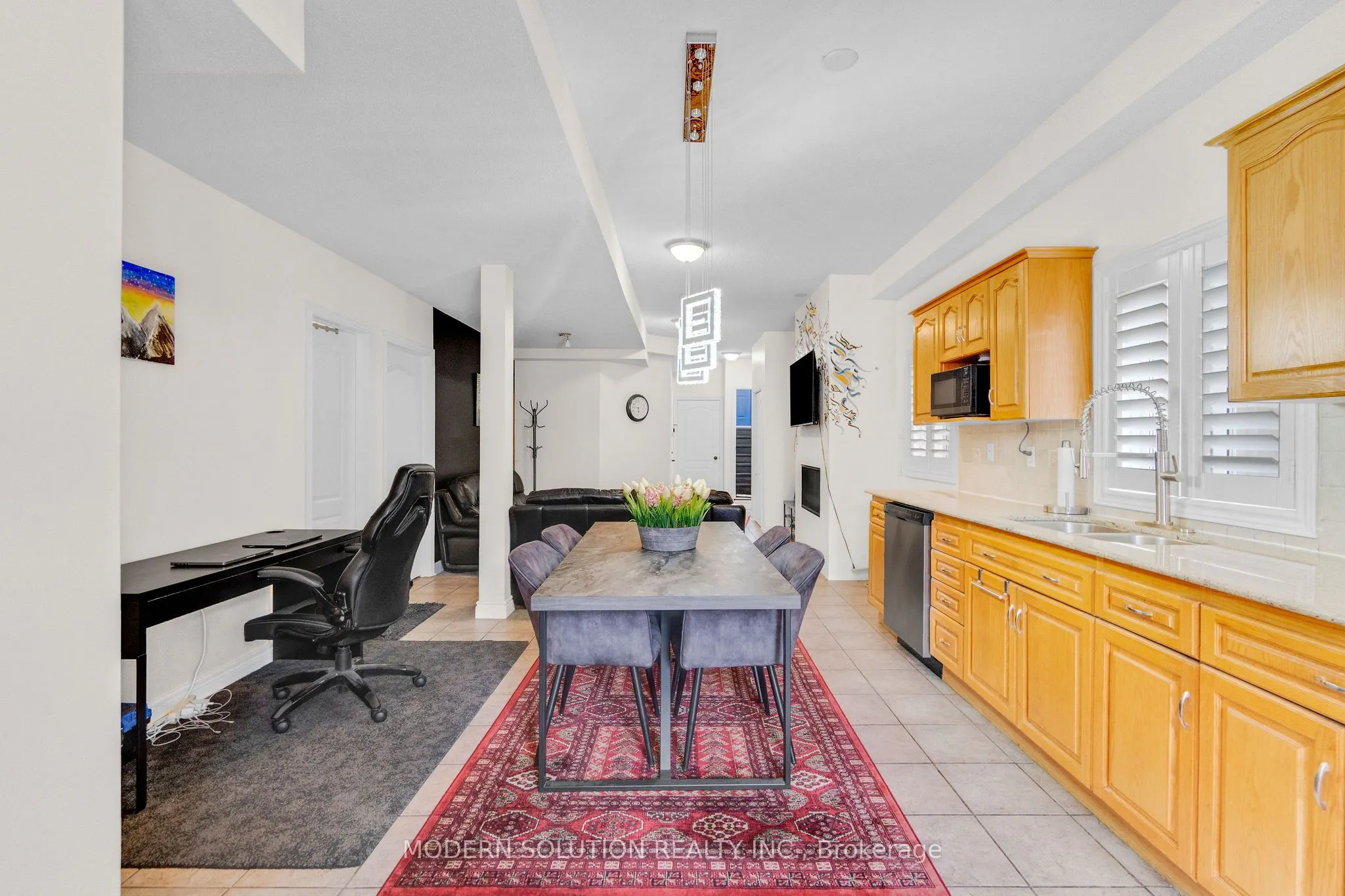 119 Blackthorn Drive