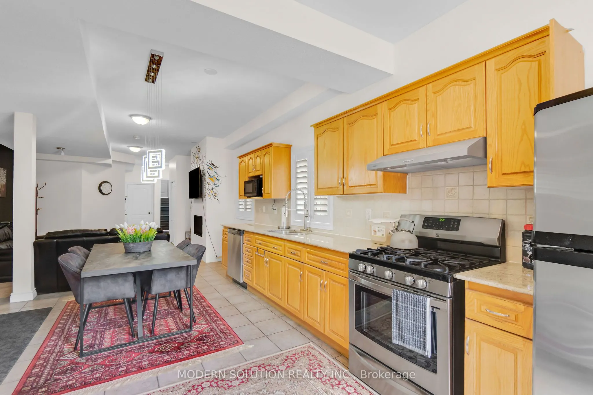 119 Blackthorn Drive
