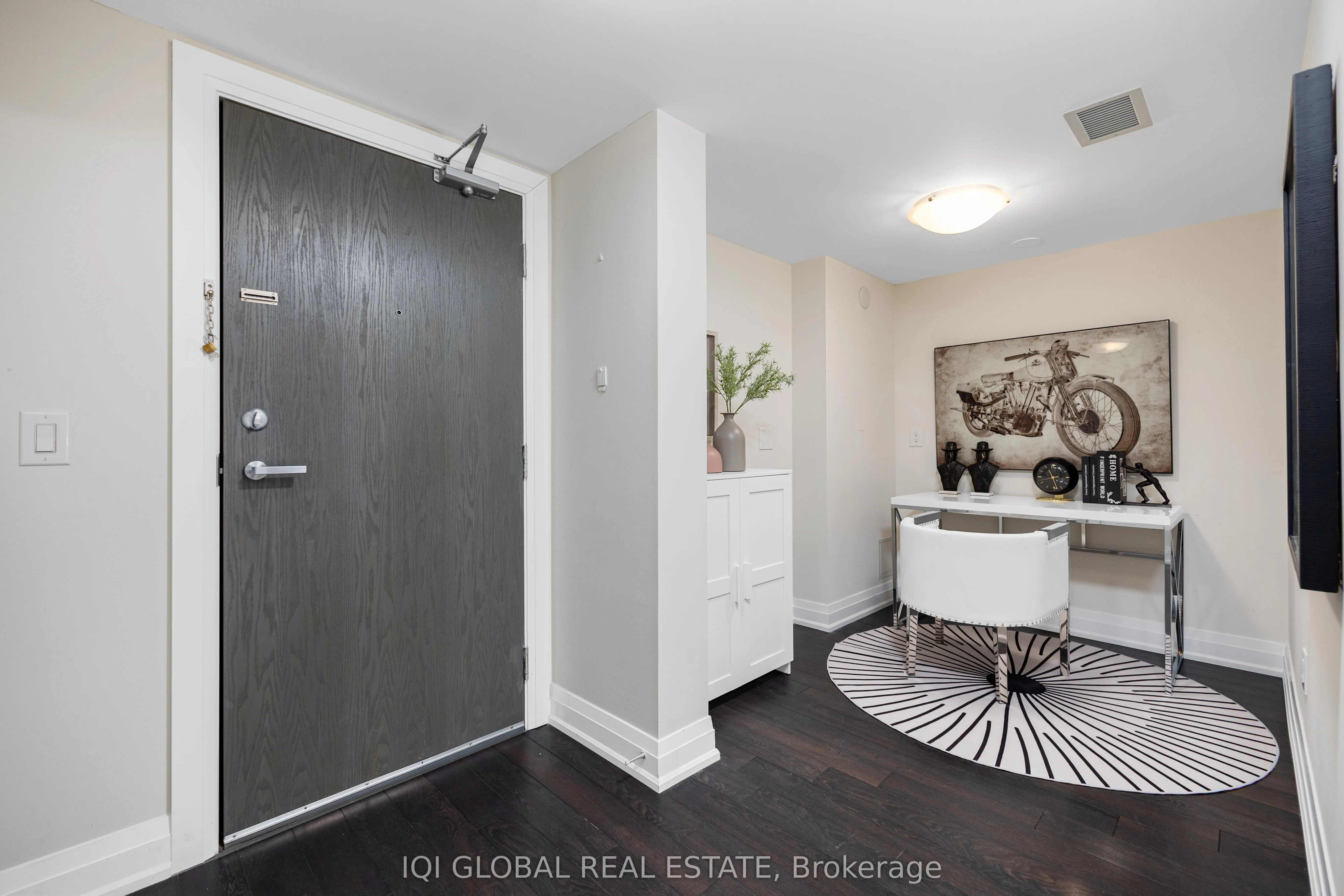 481 Rupert Avenue #2205