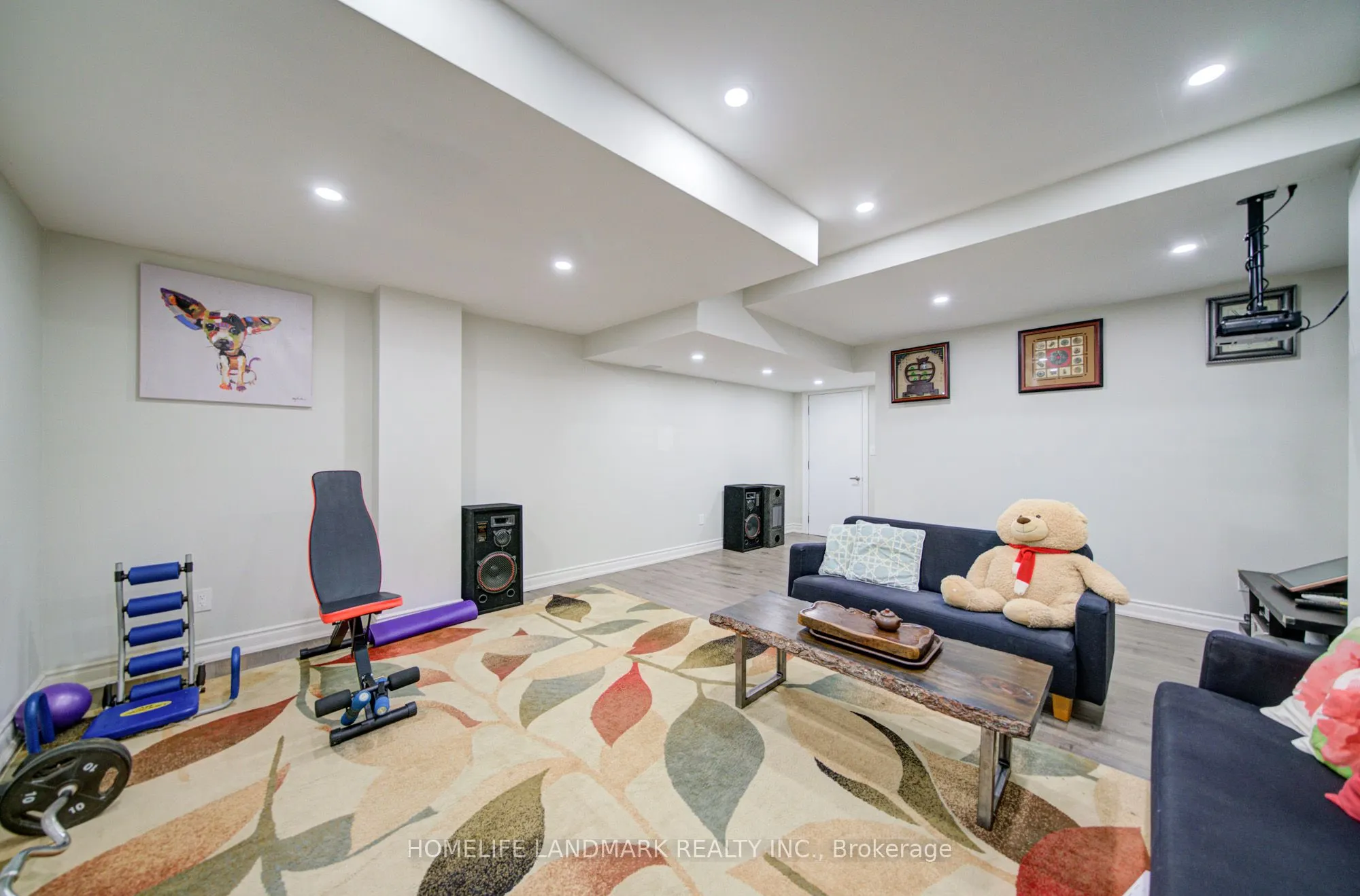 43 Mike Boshevski Court