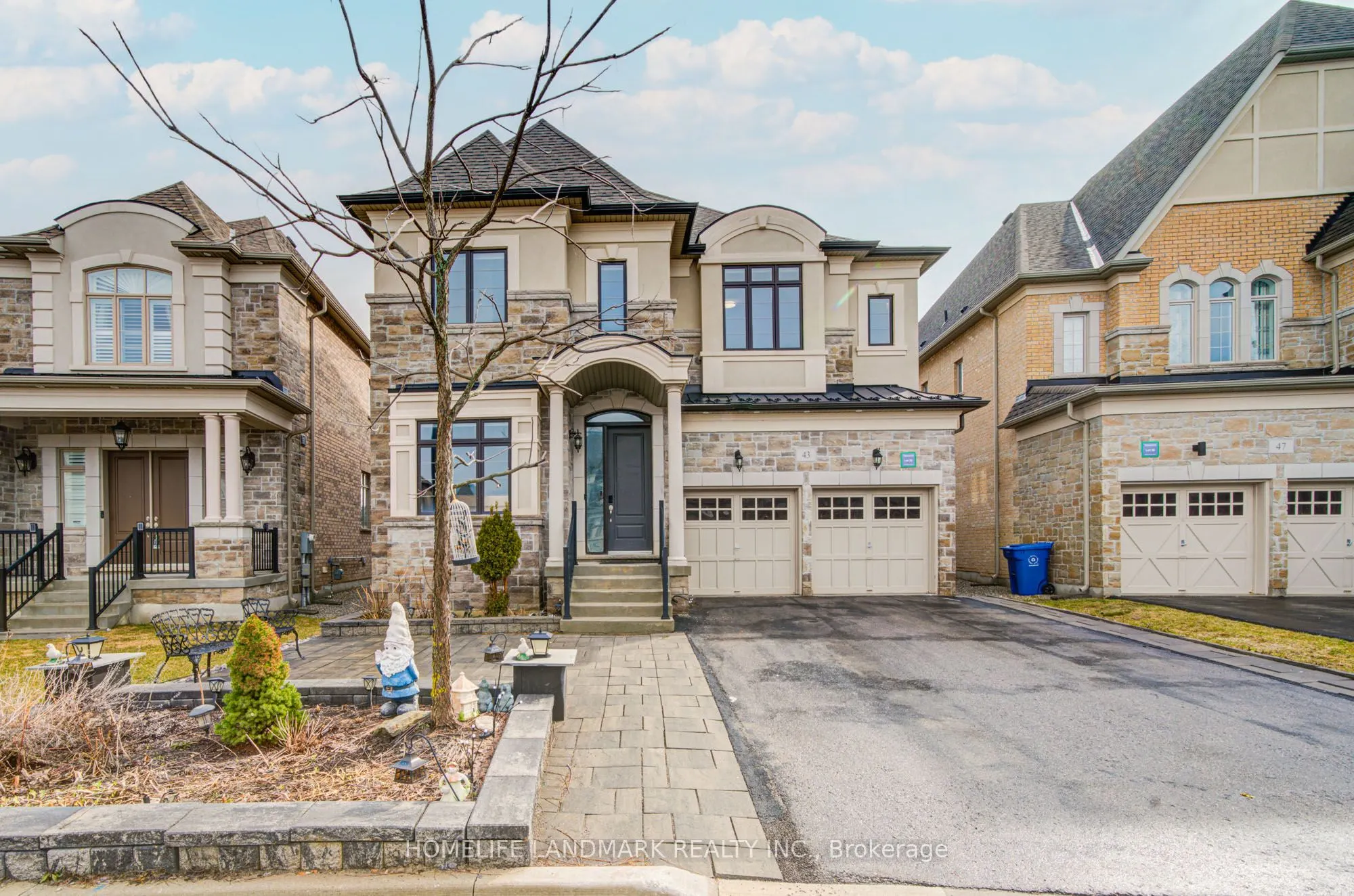 43 Mike Boshevski Court