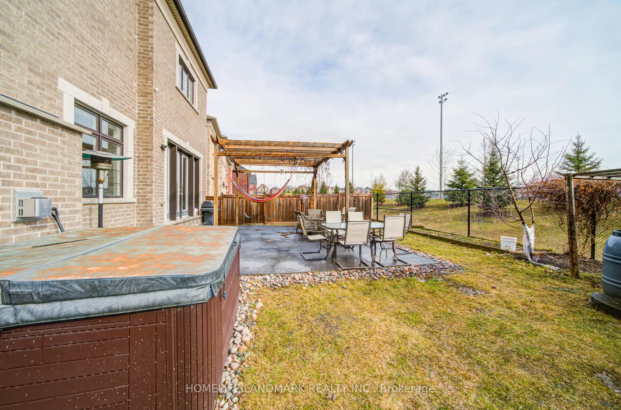 43 Mike Boshevski Court