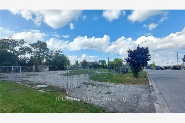 1061 Elgin Mills Road E