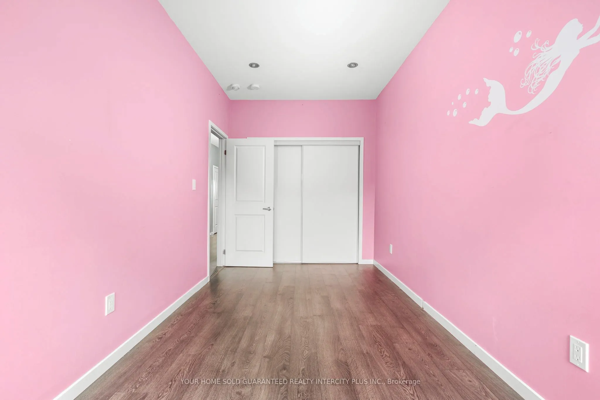 3910 Major Mackenzie Drive