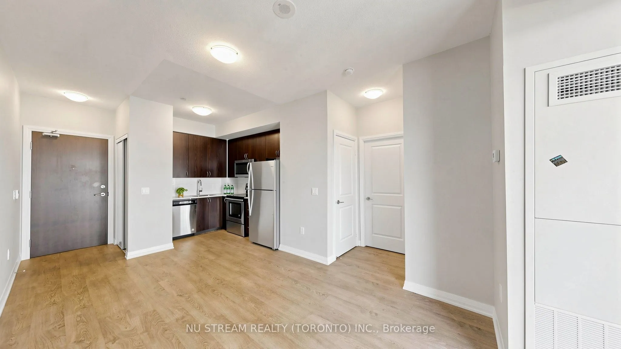 9560 Markham Road #905