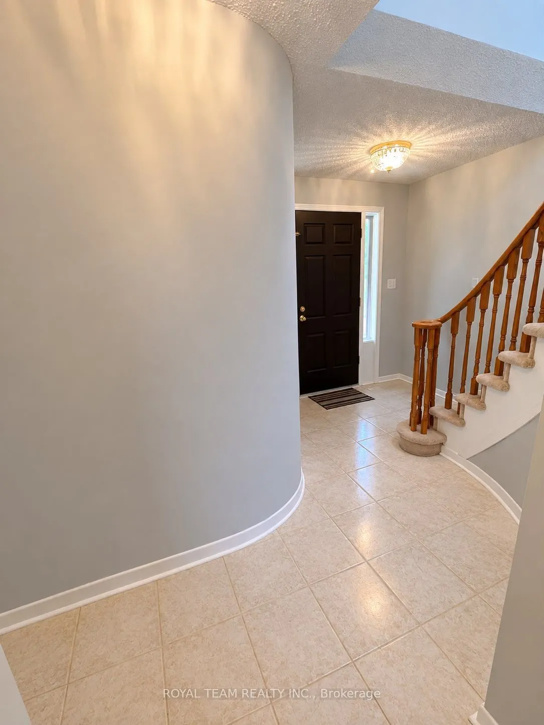 28 Oakmount Crescent