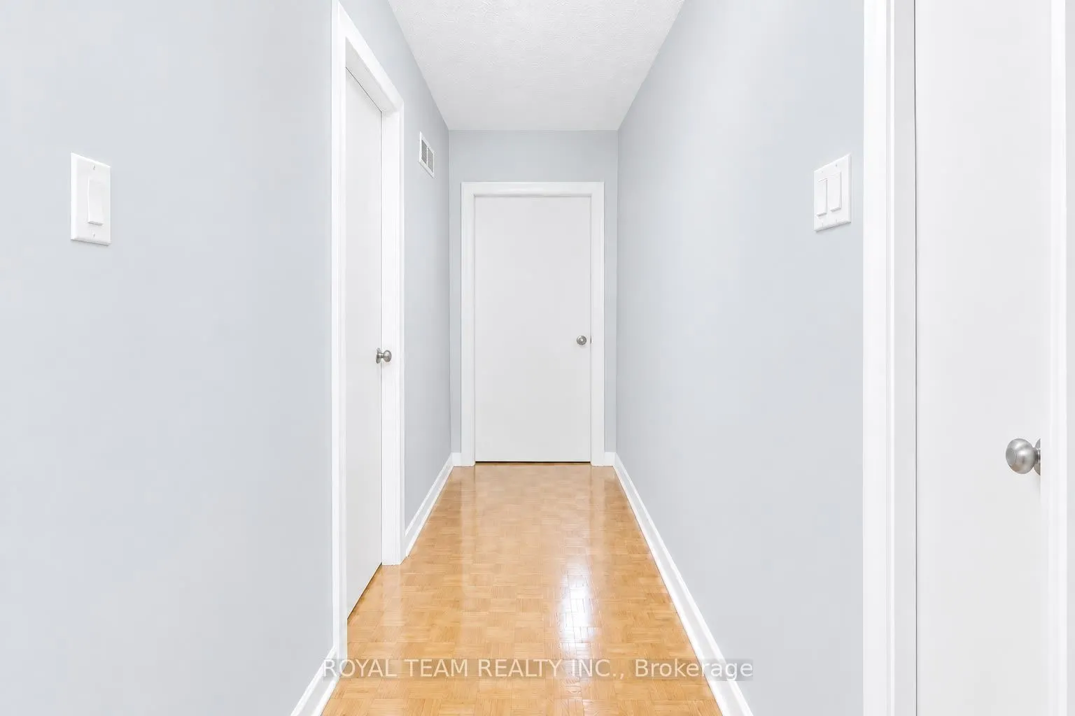 28 Oakmount Crescent