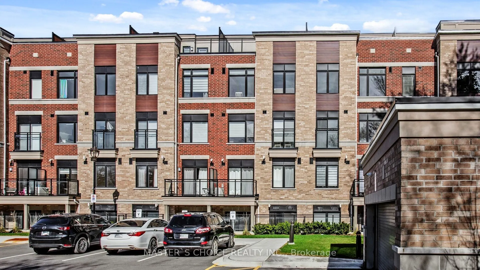 56 Elizabeth Street #1404