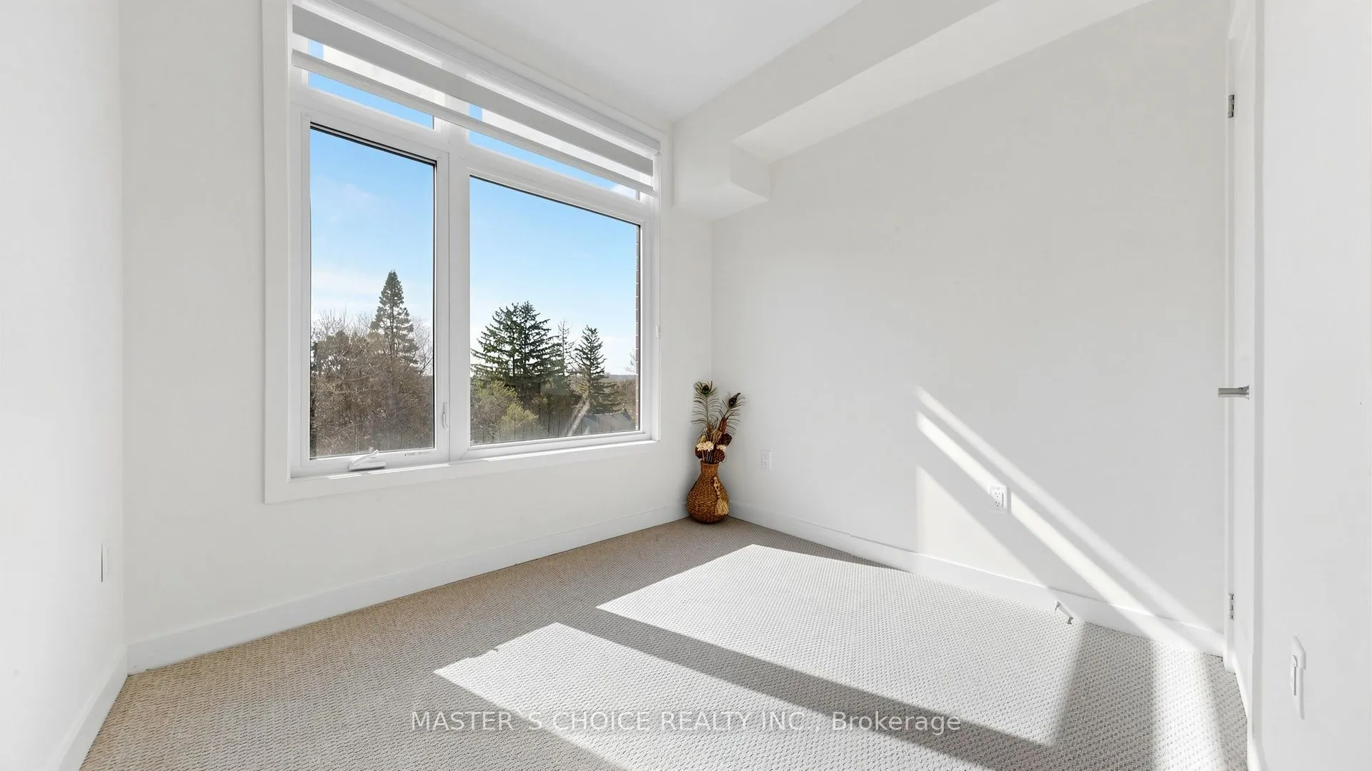 56 Elizabeth Street #1404