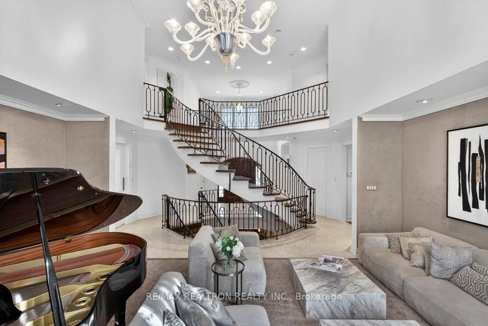 75 Arnold Avenue