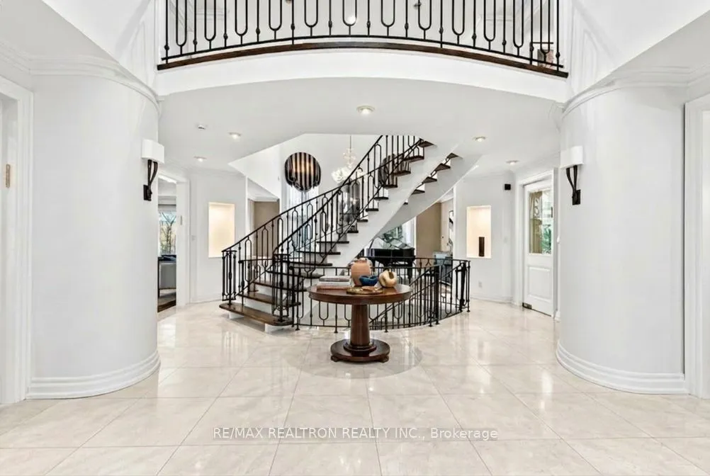 75 Arnold Avenue