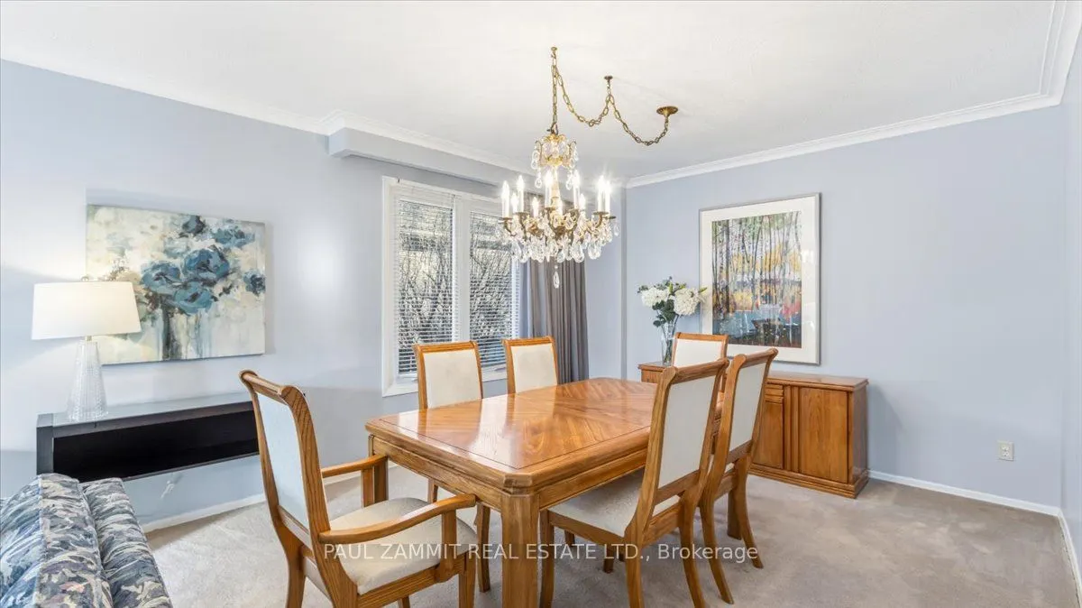 27 Ladyslipper Court