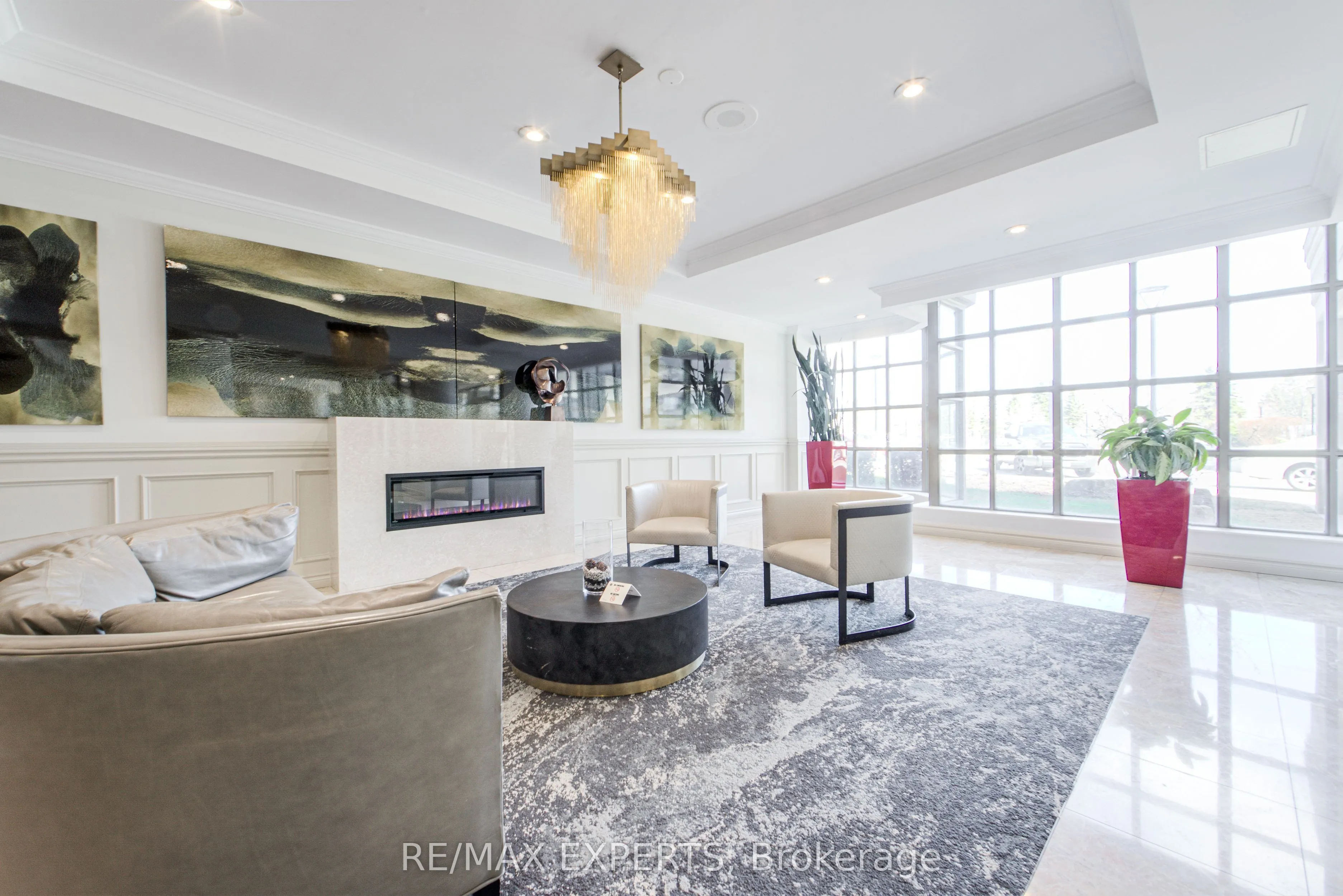 7 Townsgate Drive #1506