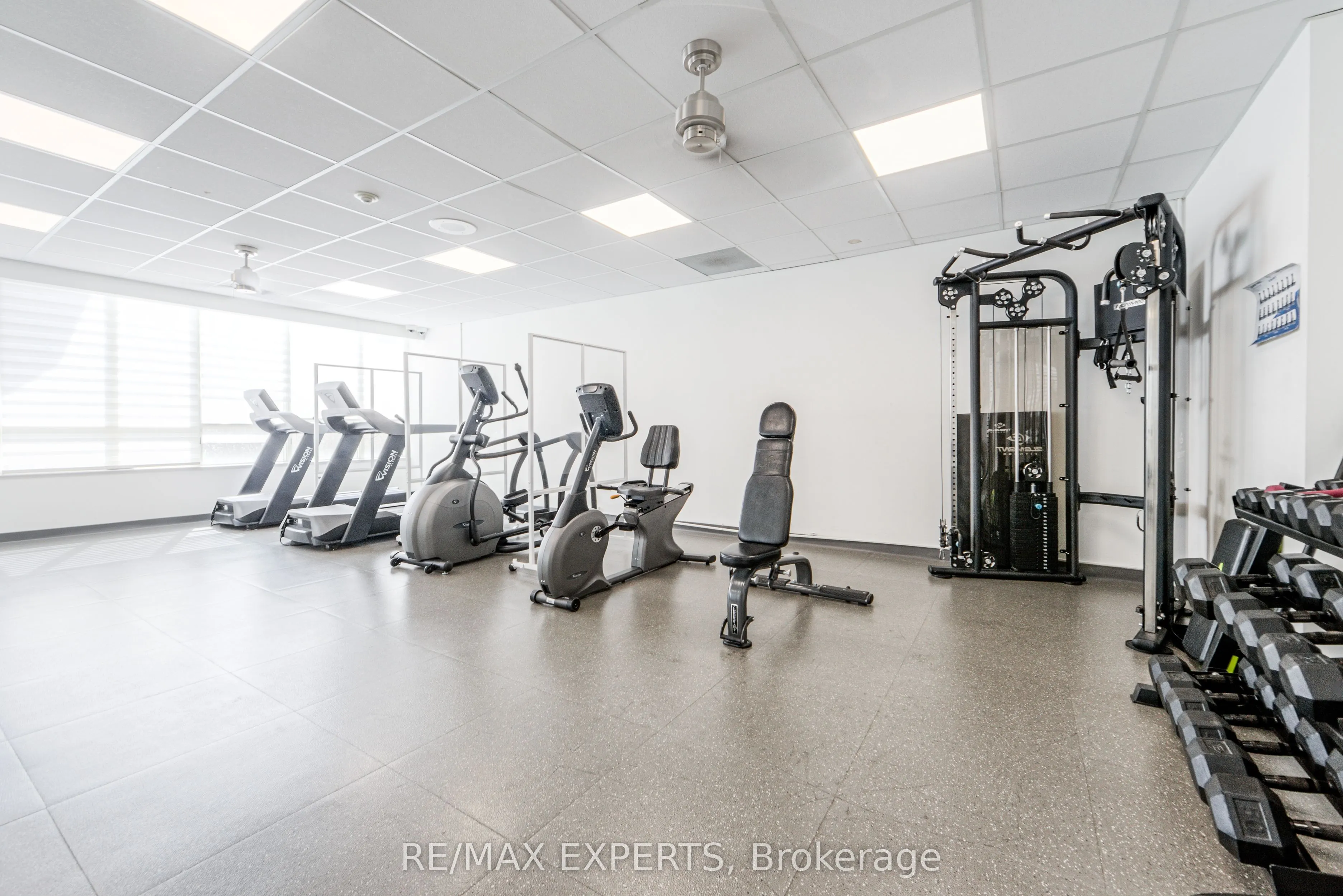 7 Townsgate Drive #1506