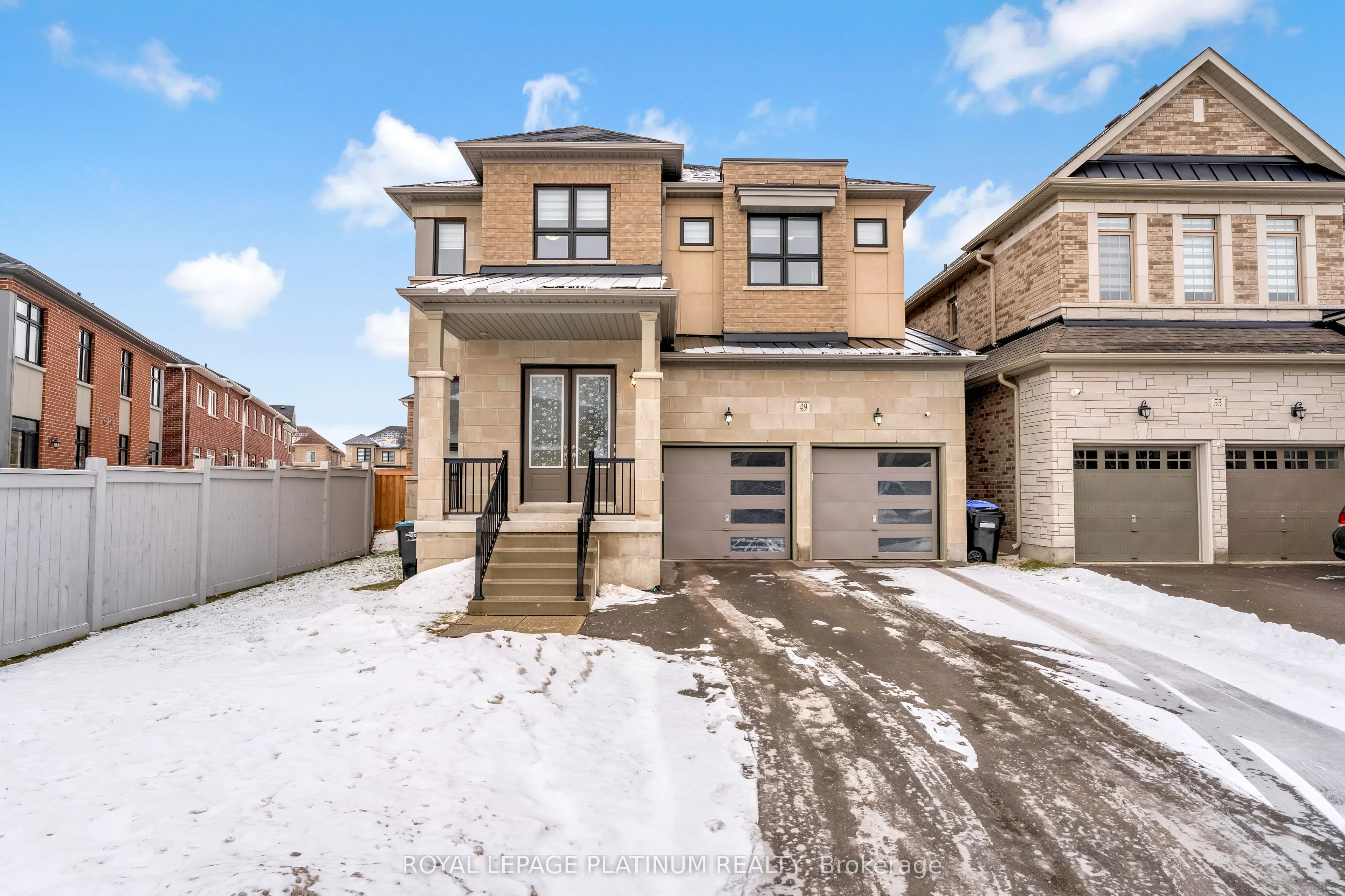 49 Westlake Crescent