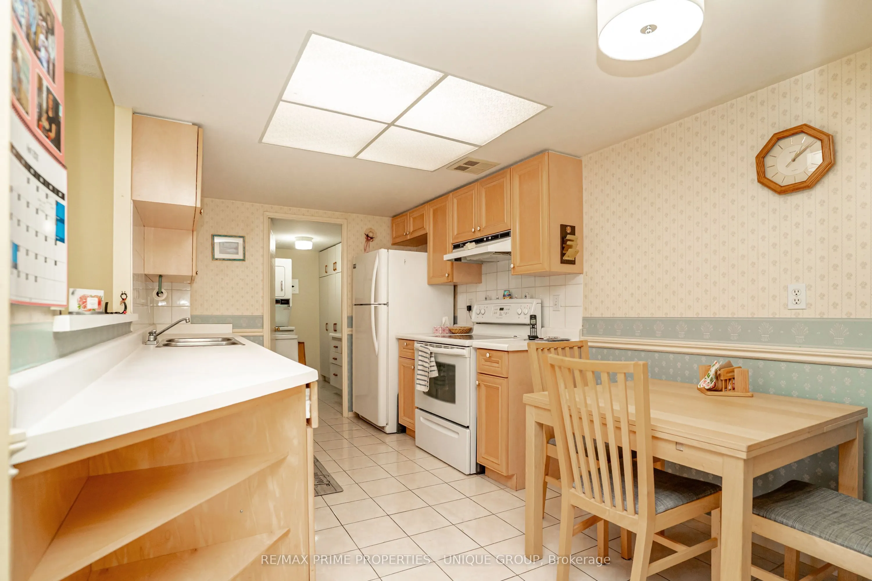 33 Weldrick Road E #209