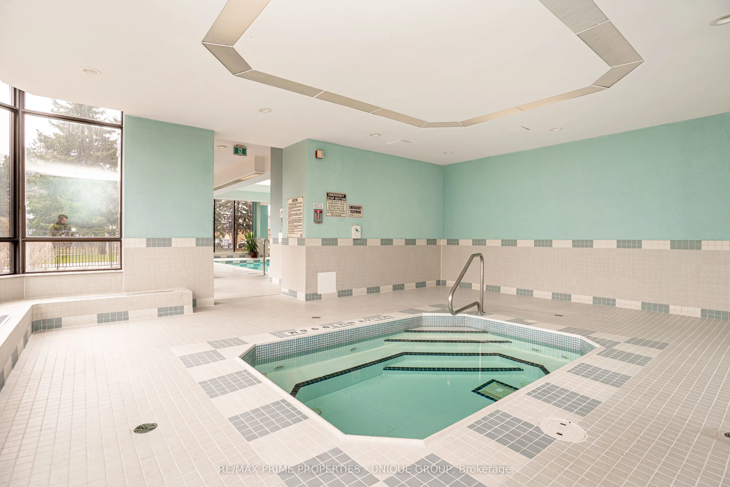33 Weldrick Road E #209