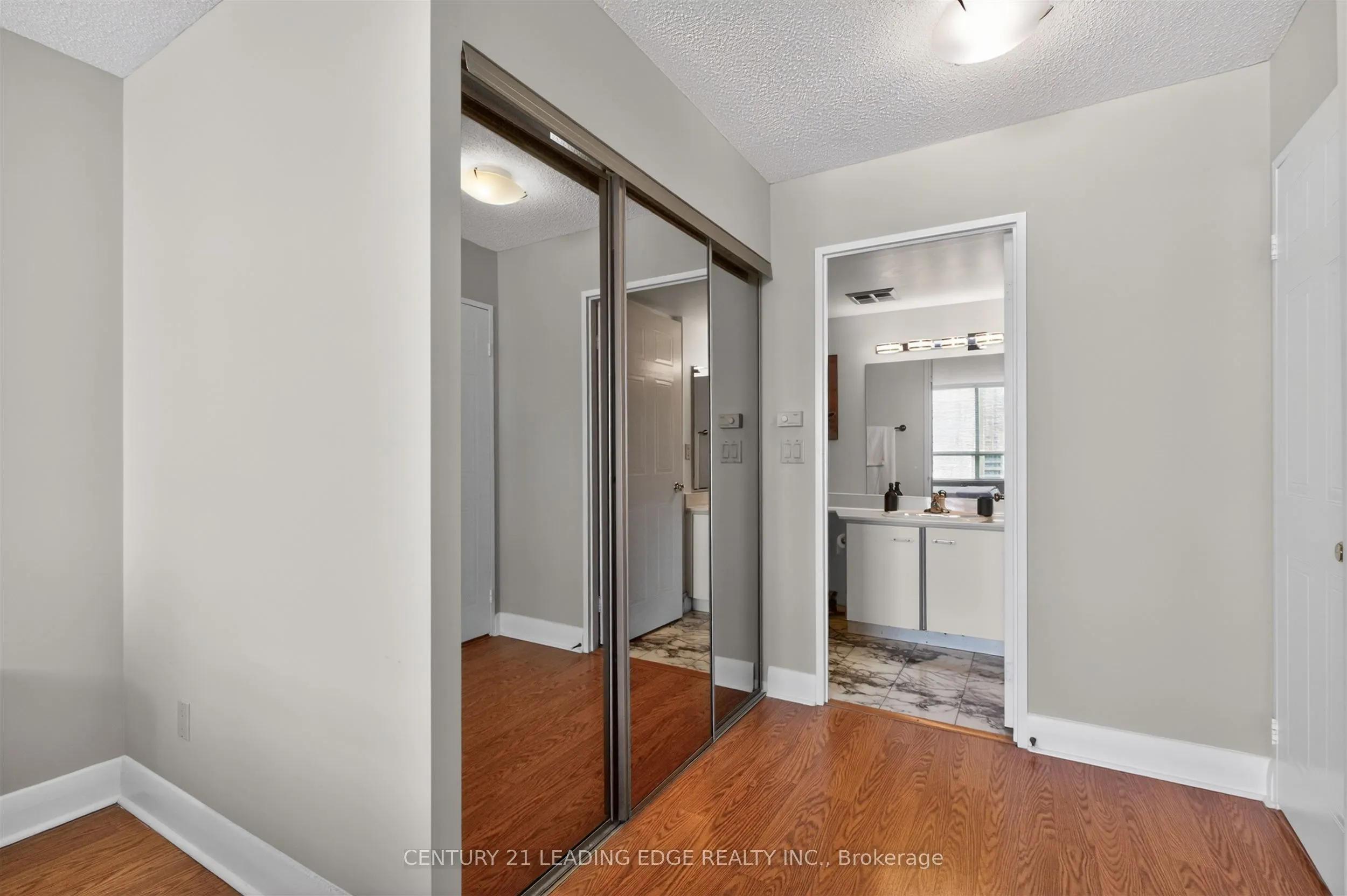 33 Weldrick Road E #1011
