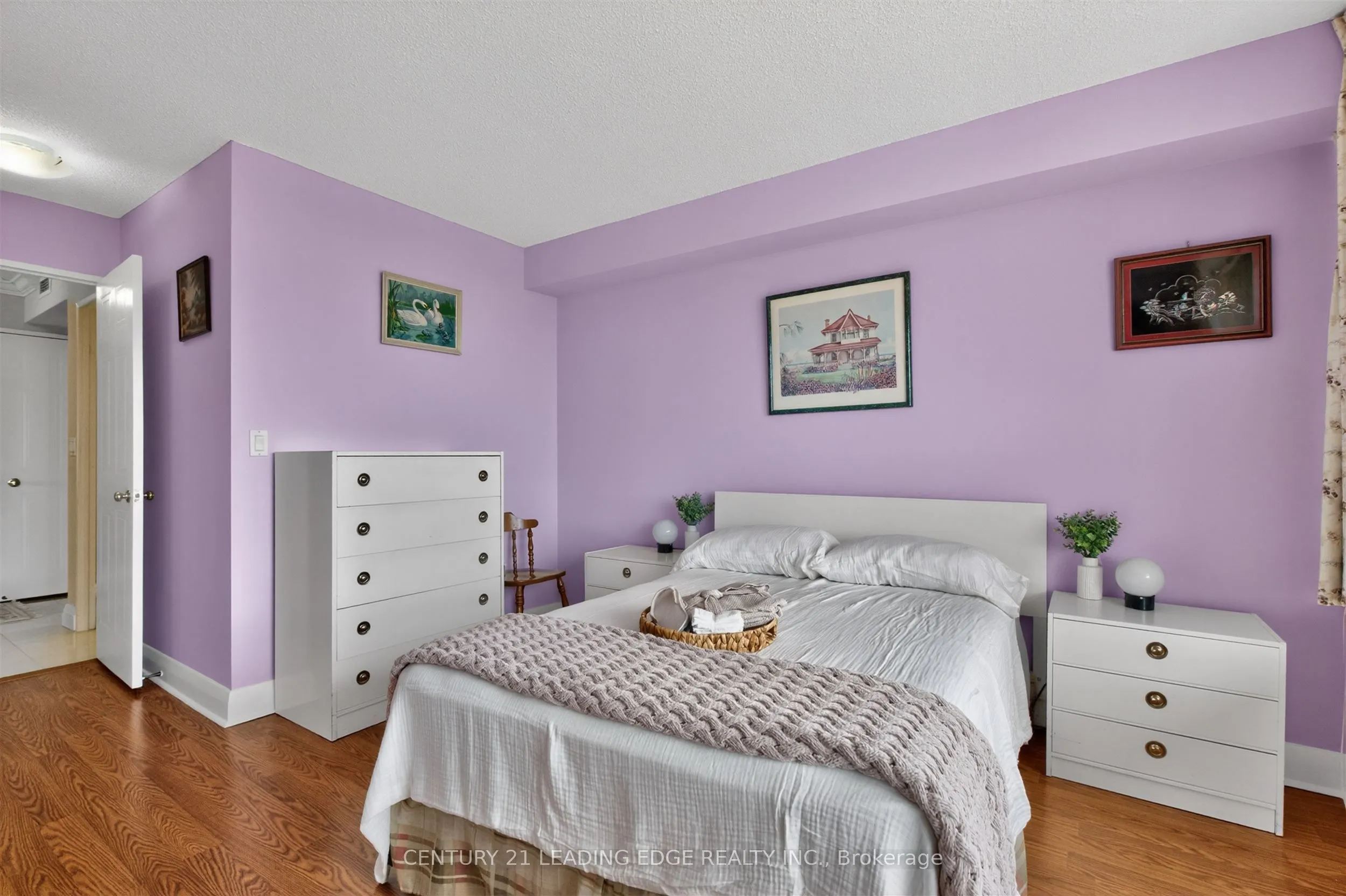 33 Weldrick Road E #1011