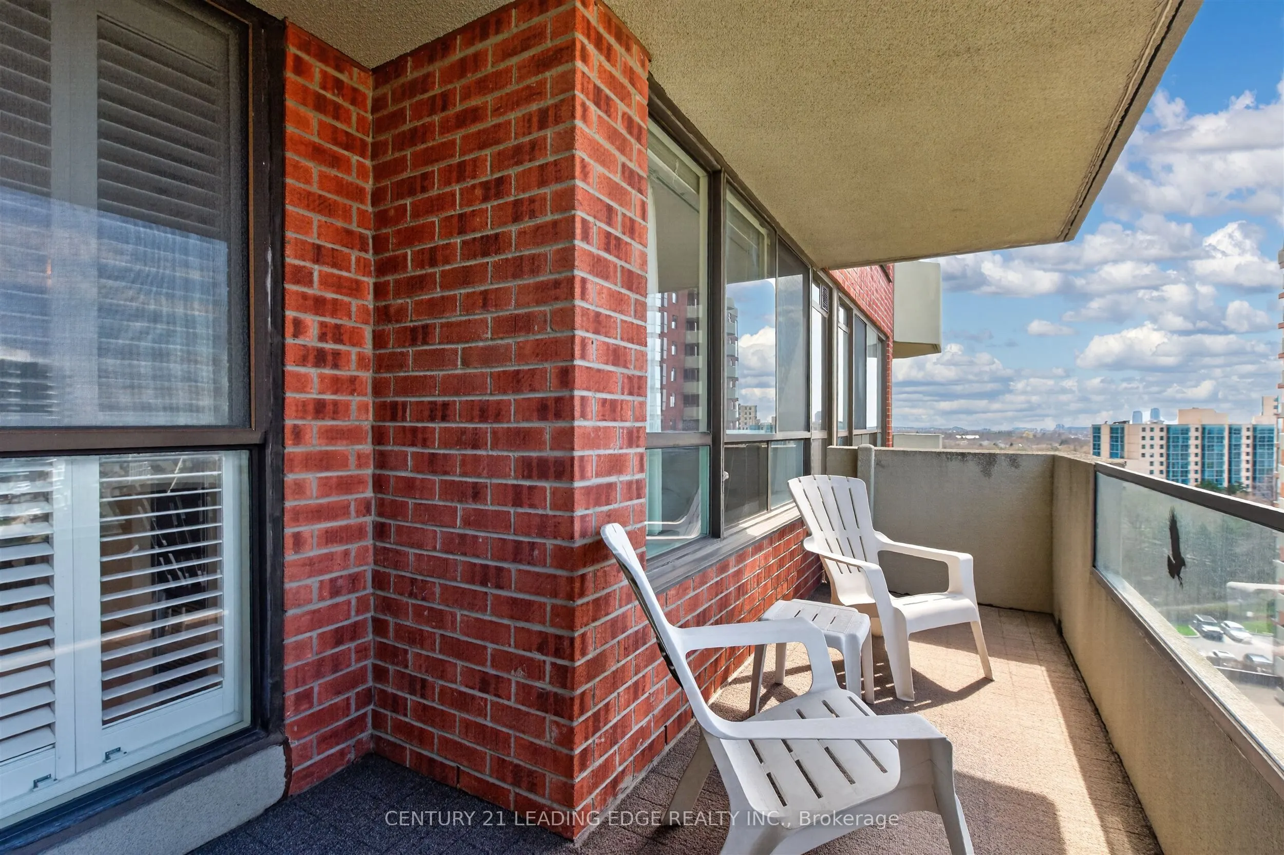33 Weldrick Road E #1011