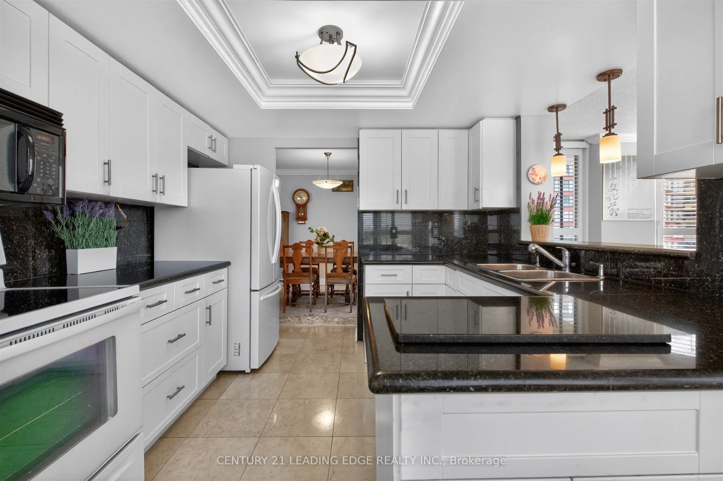 33 Weldrick Road E #1011