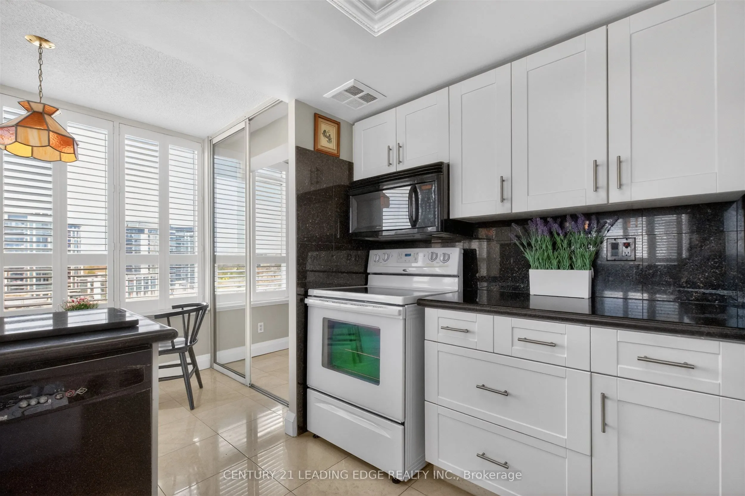33 Weldrick Road E #1011