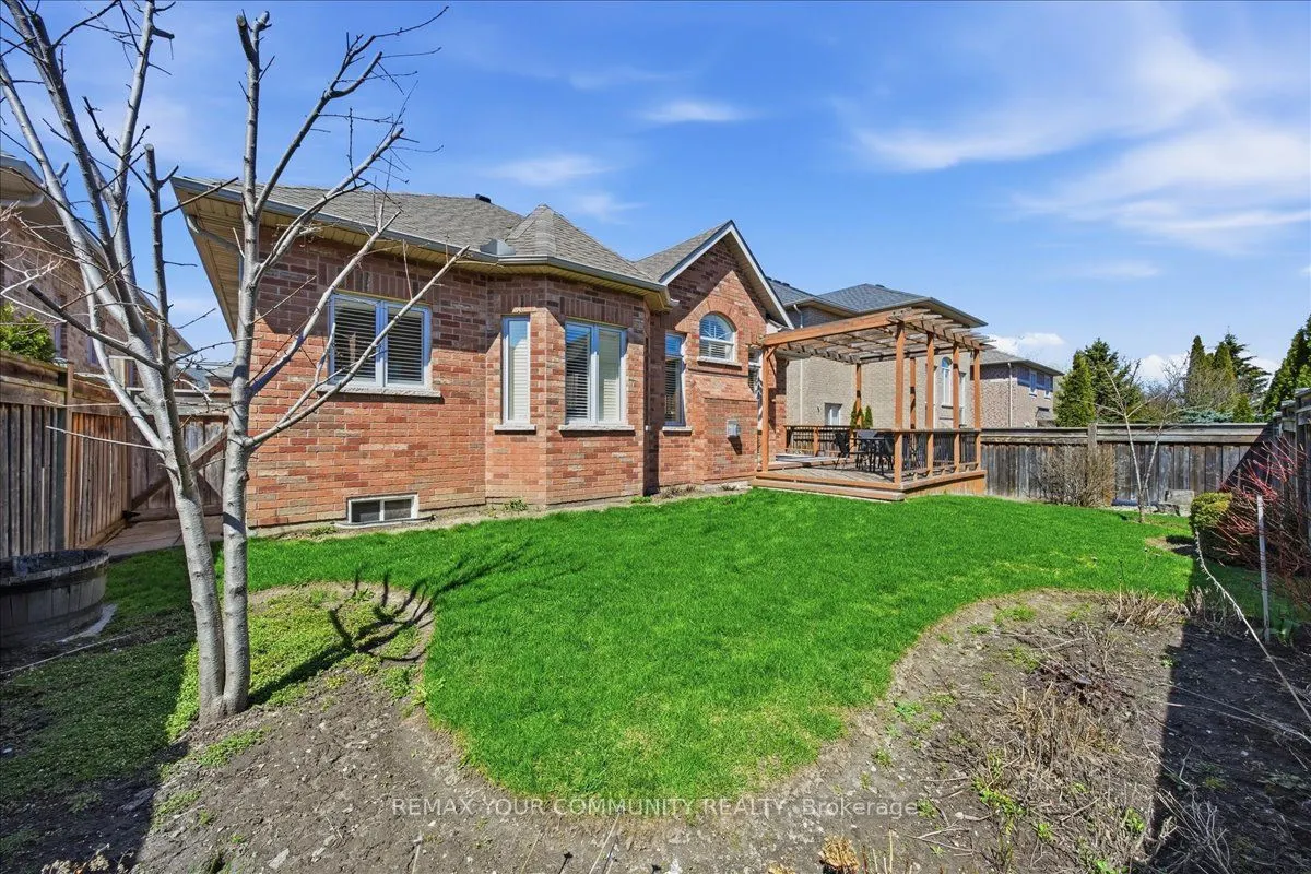 51 Tonner Crescent