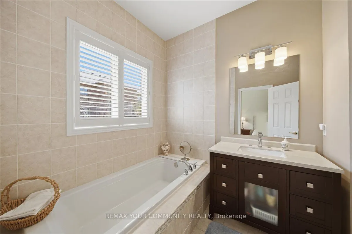 51 Tonner Crescent