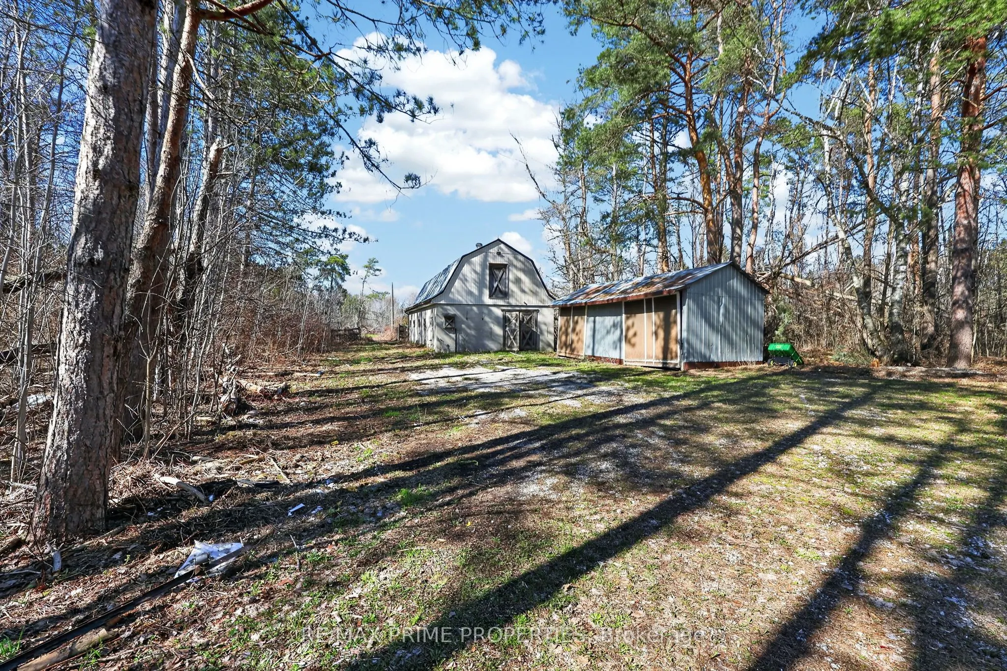 3016 Cole Road