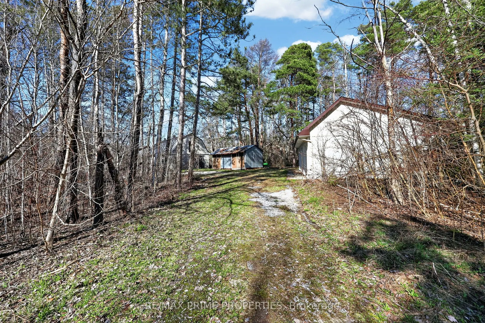 3016 Cole Road