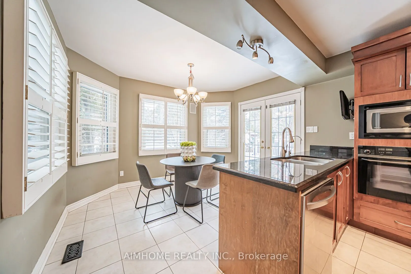 30 Ritter Crescent