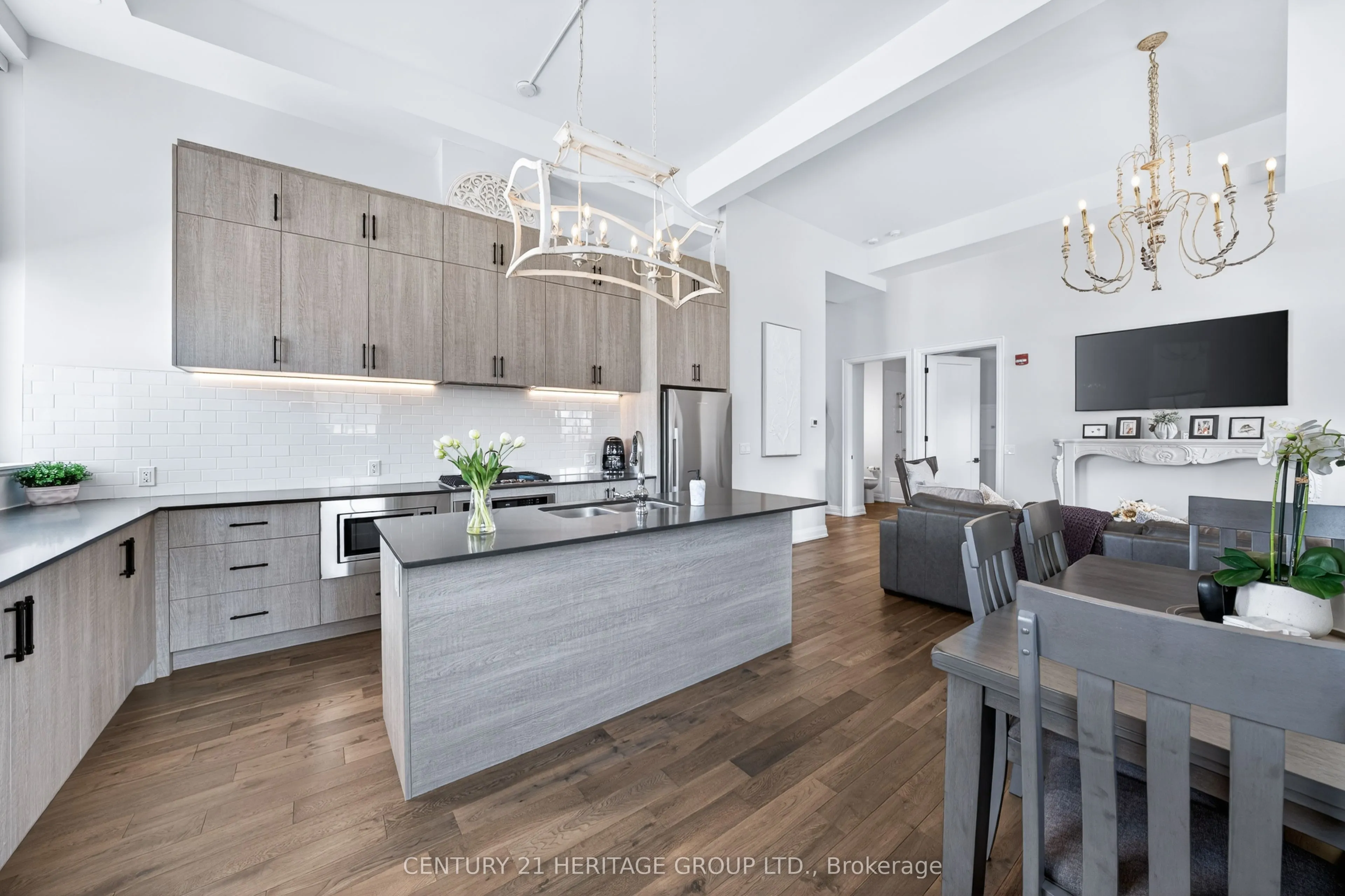 400 Park Avenue #304
