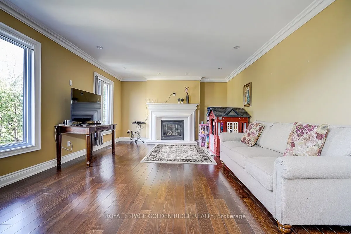 725 Exceller Circle